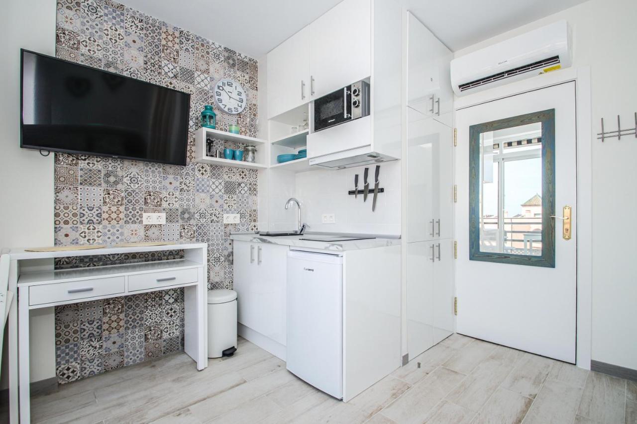 Stylish Studio For Rent With Fantastic Location In Marbella Promenade. Exterior photo